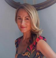 Photo of Jessica Olien