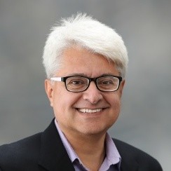 Photo of Peter Bakalian