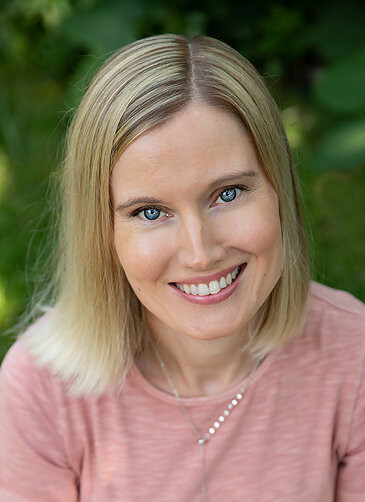 Photo of Alison McGauley