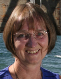 Photo of Deb Lund